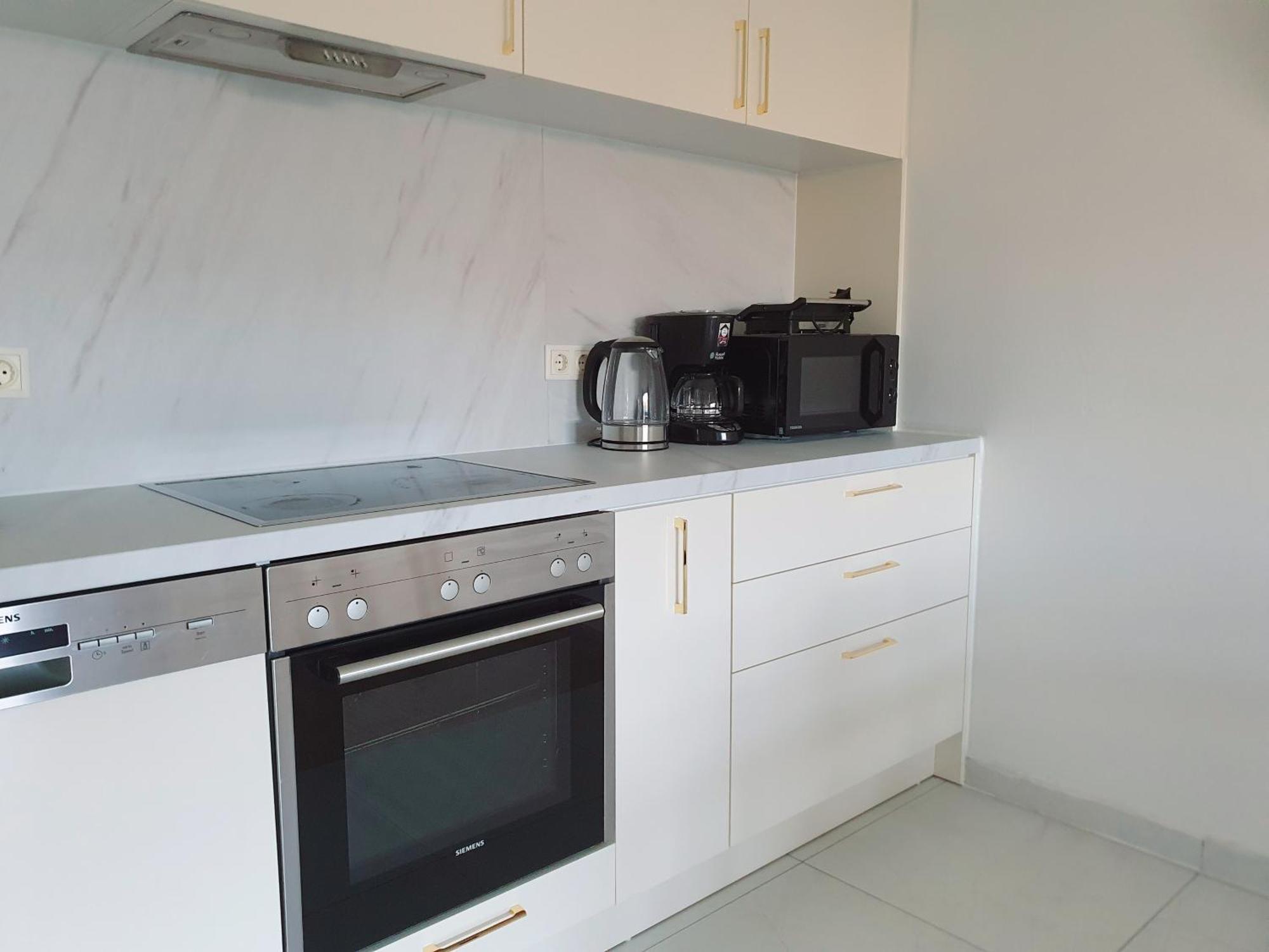 Near Lake One Bedroom Cute Apartment Bécs Kültér fotó